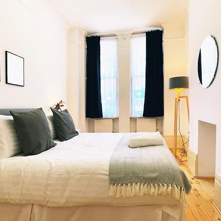 Jeremy'S Place London Bagian luar foto