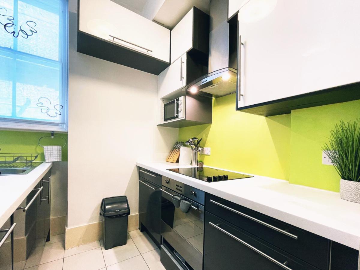 Jeremy'S Place London Bagian luar foto