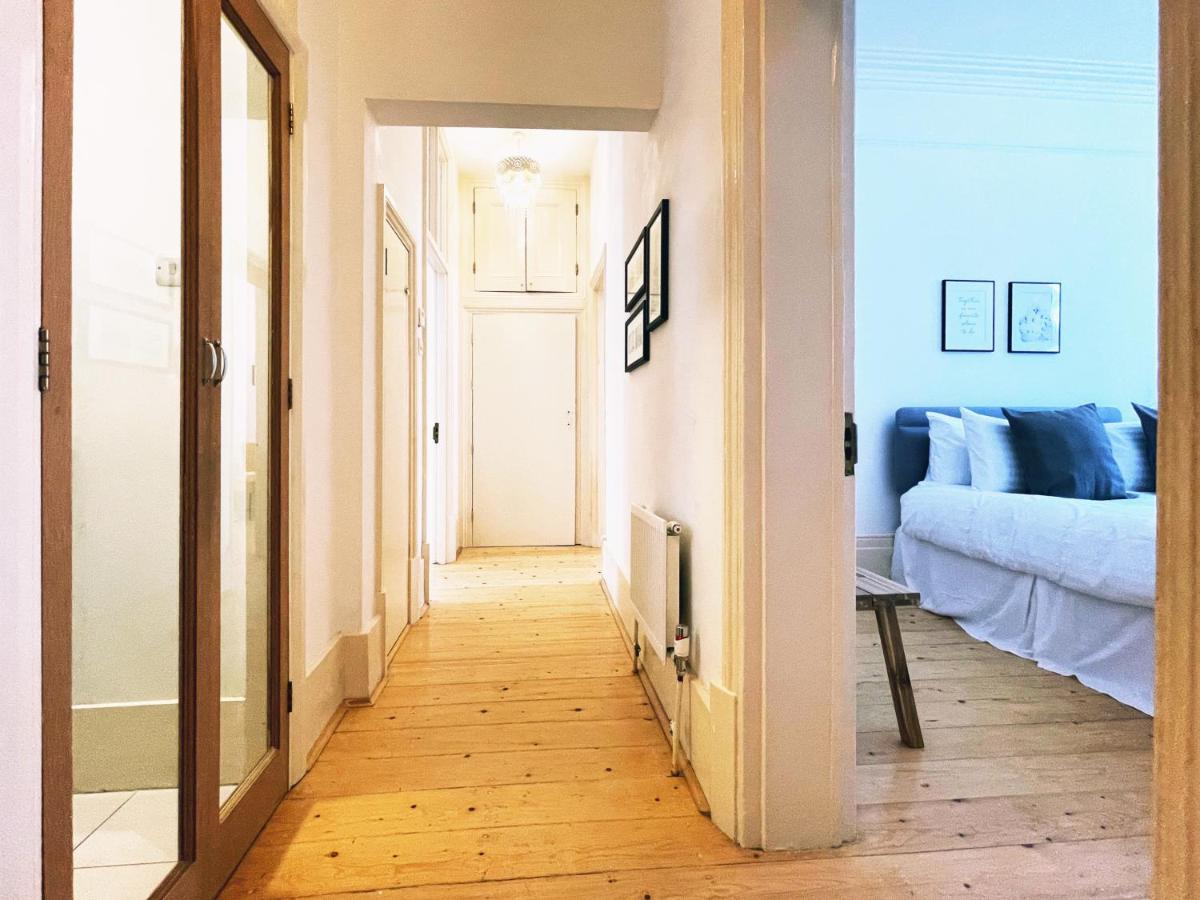 Jeremy'S Place London Bagian luar foto