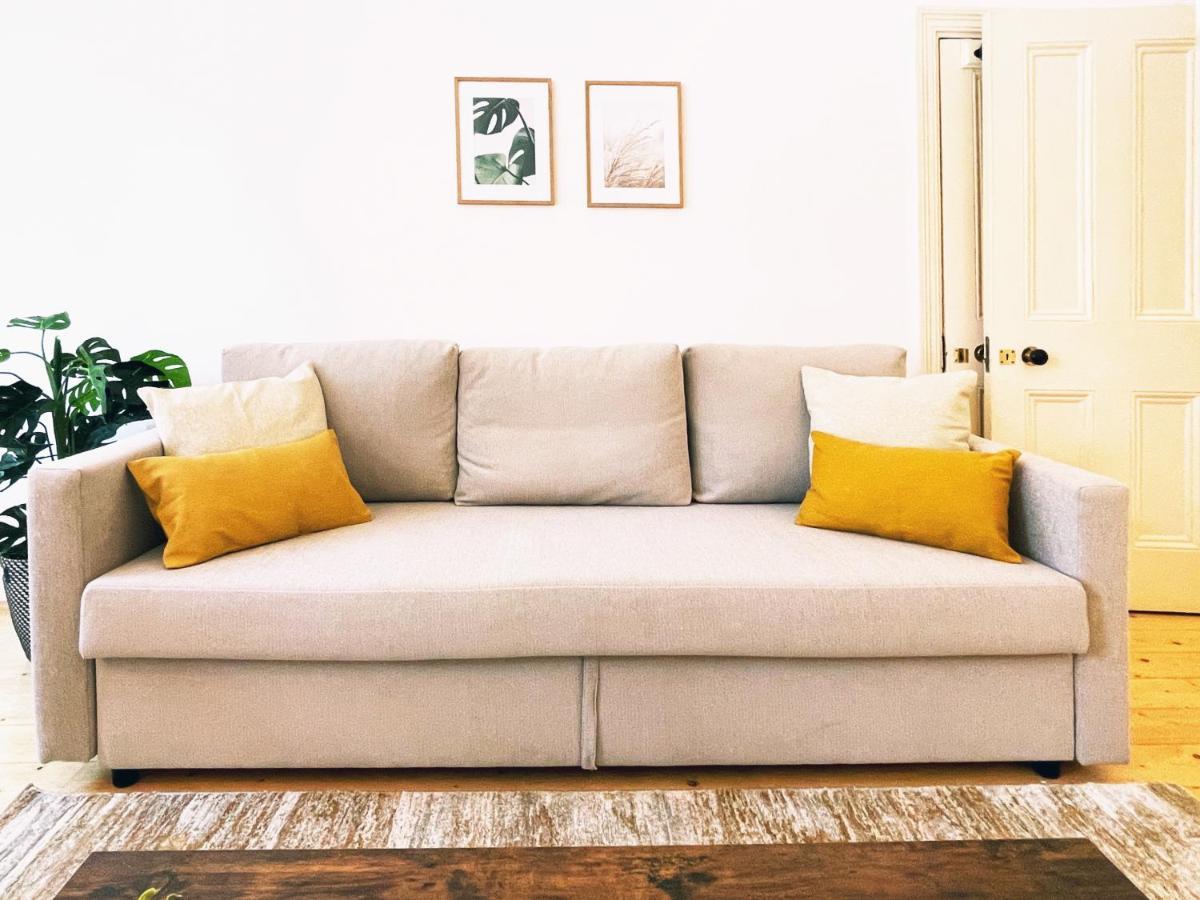 Jeremy'S Place London Bagian luar foto